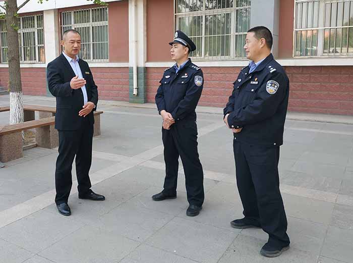 与公安系统交流工作-700.jpg