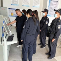 东营博琛保安服务有限公司组织中医院保安员进行消防培训